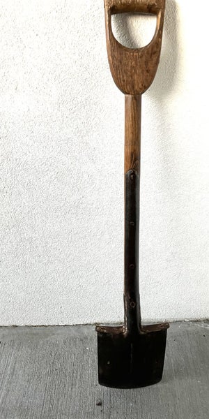 Vintage Sheffield steel spade Carousel 3