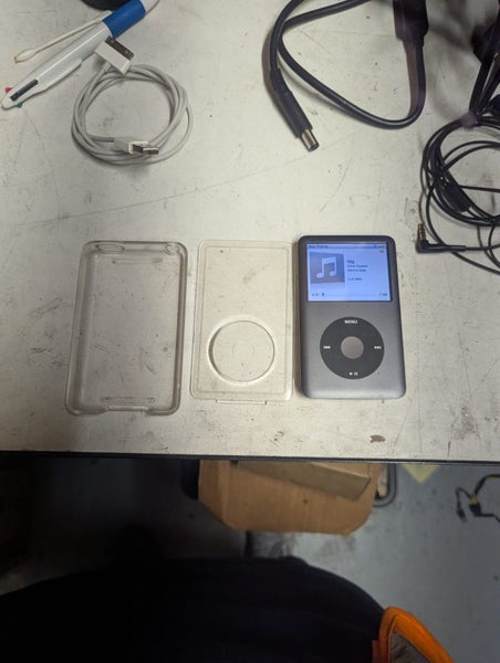 Apple iPod classic 160gb Carousel 2
