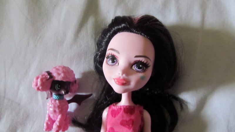Monster High Draculaura Ghoul's Beast Pet Carousel 2