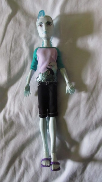 Monster High Gil Webber Carousel 1