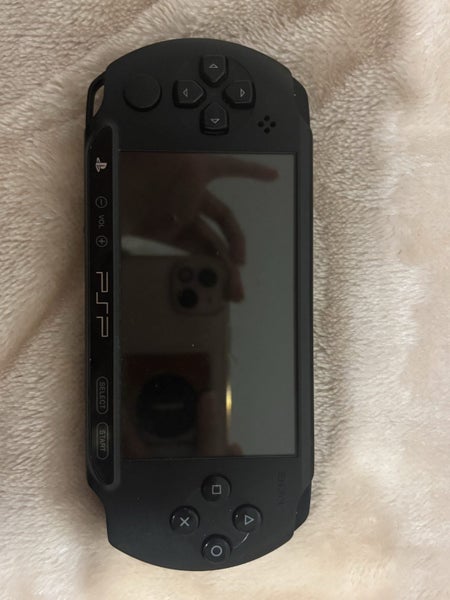 PSP with 6 Games Carousel 1