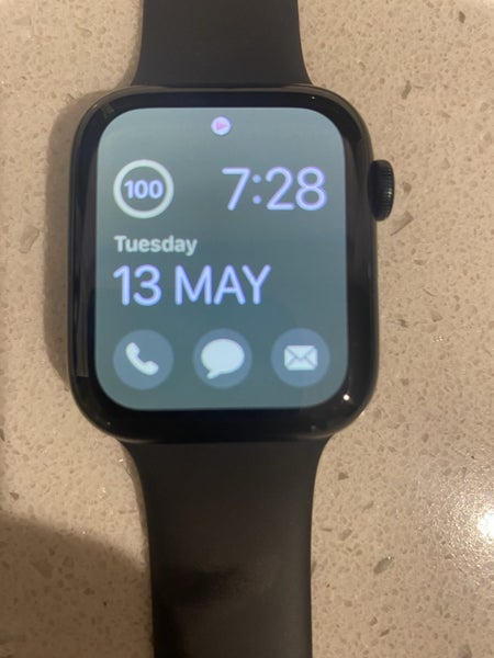 Apple Watch SE 2nd Gen GPS 44mm with charger Carousel 2