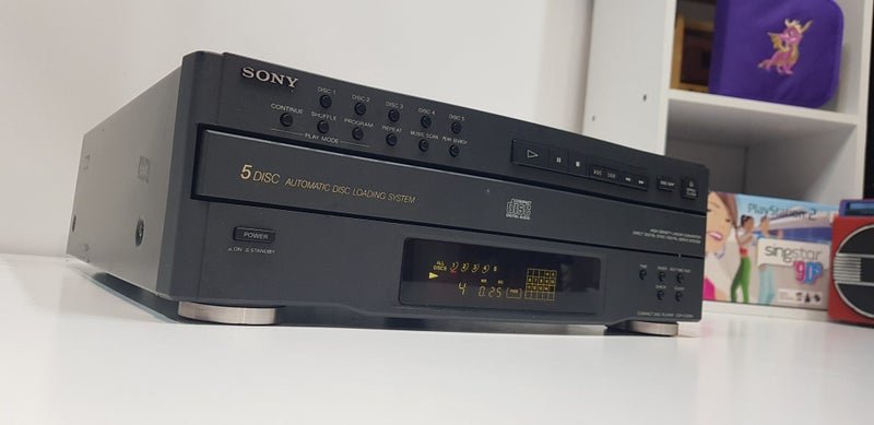 Sony CDP-C322M 5-CD changer Carousel 1