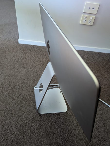 iMac, 21.5" 2017 Carousel 3