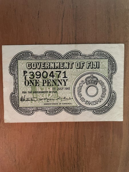 Fiji 5 Shillings 1935, 5 Shillings 1940 and One Penny 1942 (#8) Carousel 1