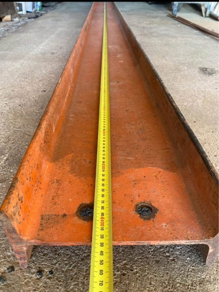 Steel beam Carousel 1