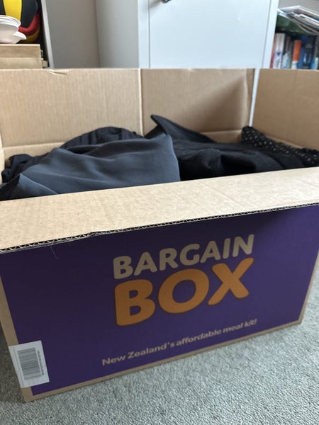 Large Box Of Ladies Clothes sz 8-10 Carousel 1