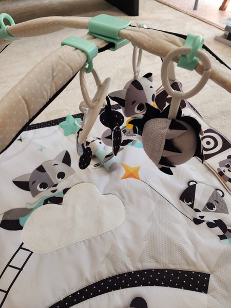 Tiny Love baby mat - $1 reserve! Carousel 3