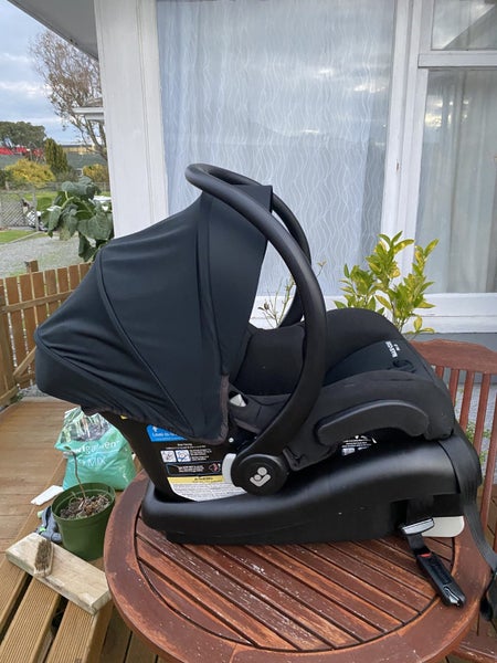 Maxi Cosi Capsule - Car Seat Carousel 2