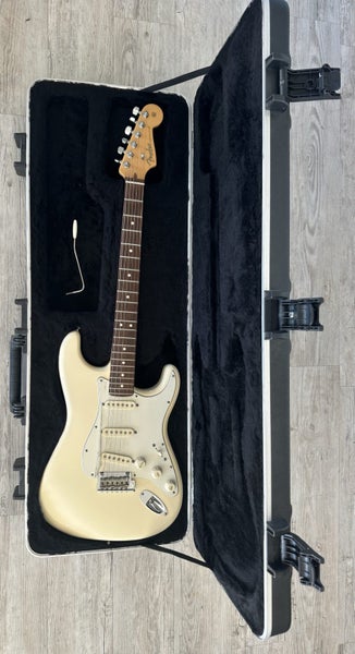 Fender American Standard Stratocaster Carousel 1