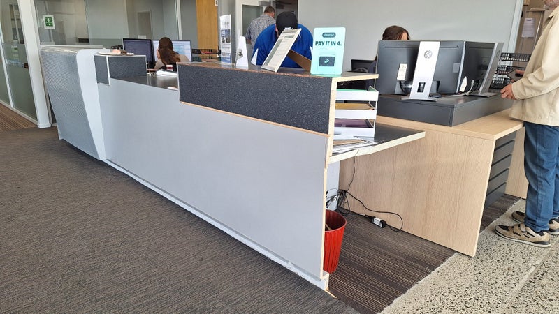 Large Counter Carousel 4