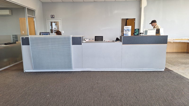 Large Counter Carousel 1