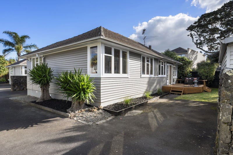 Image 1 of 18