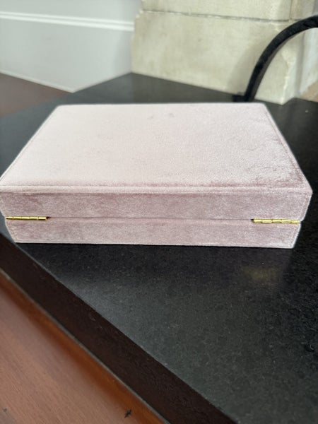 Pink velvet jewellery box NEW Carousel 3