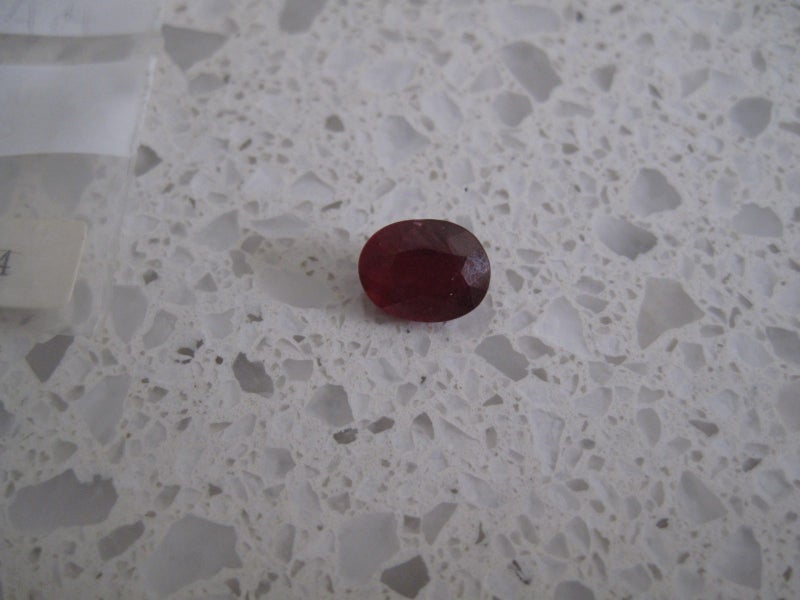Certified Earth mined Natural Treated Ruby Gemstone, Oval Cut, 9 x 7 x 4.4mm Carousel 2