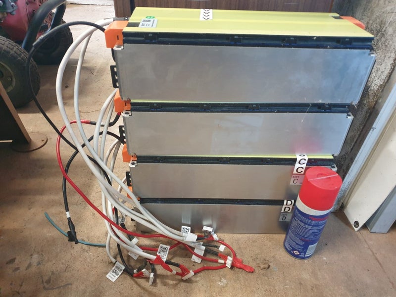 X4 lifpo4 battery packs Carousel 1