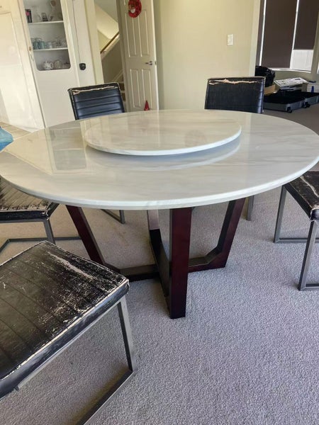 Round Marble table with 6 chairs Carousel 2