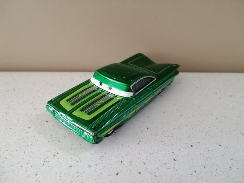 DISNEY PIXAR CARS - Ramone (Green) Carousel 1