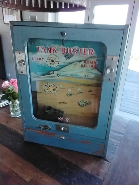 Old Tank Buster Carousel 2