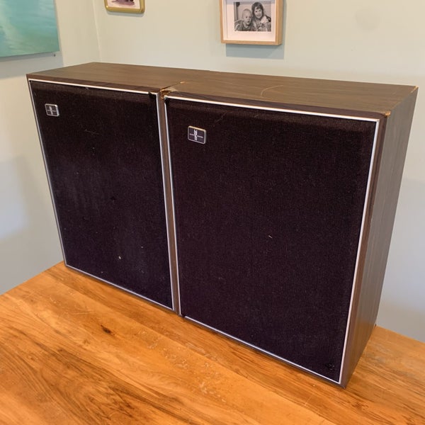 Vintage Philips 3-Way Speakers Carousel 1