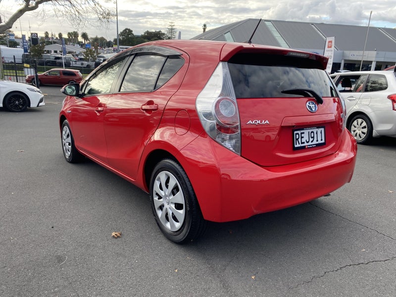 2014 Toyota Aqua 1.5P Hybrid S62863273581443114