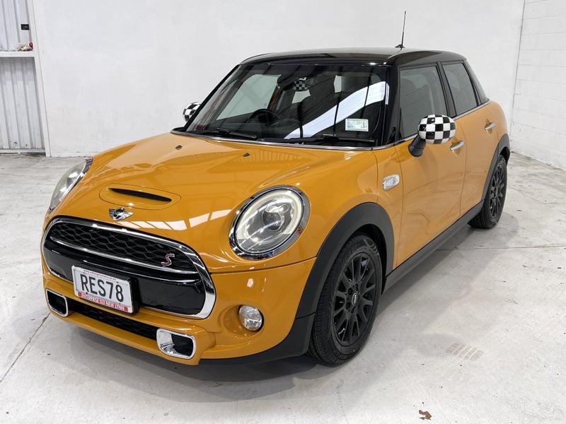 2015 MINI Cooper S GRADE 4.562865836439427113