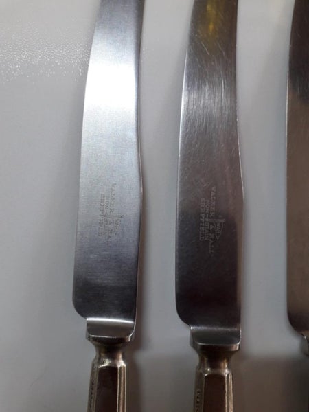 Walker & Hall Art Deco 24.5 cm table knives RO725803 Carousel 2