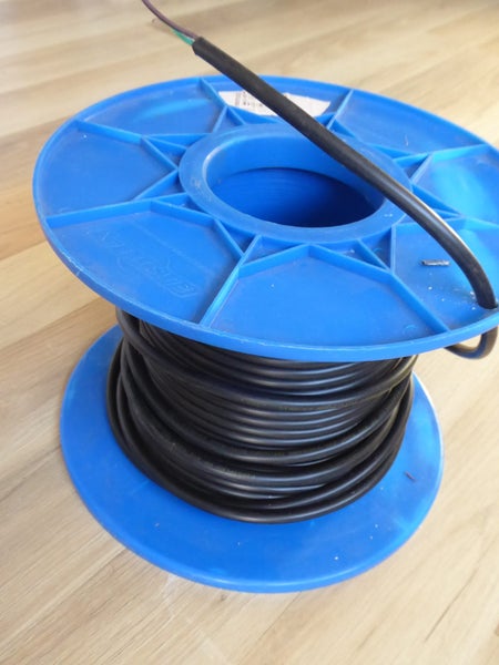 4-CORE 1mm CABLE, 230/440V Rating; QUANTITY 36 Metres Carousel 2