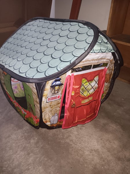 Cat House Carousel 1
