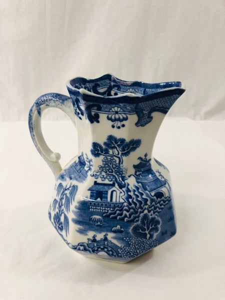 Antique Mason Ironstone ''Hydra'' Jug - Blue Willow (20791)62986061078659111