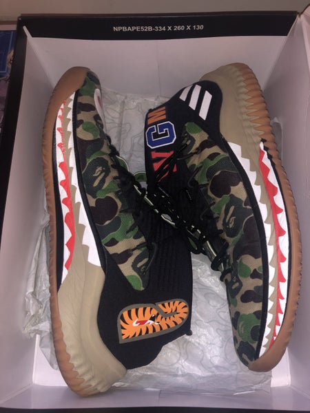 Adidas x Bape dame 4 $1 reserve Carousel 2