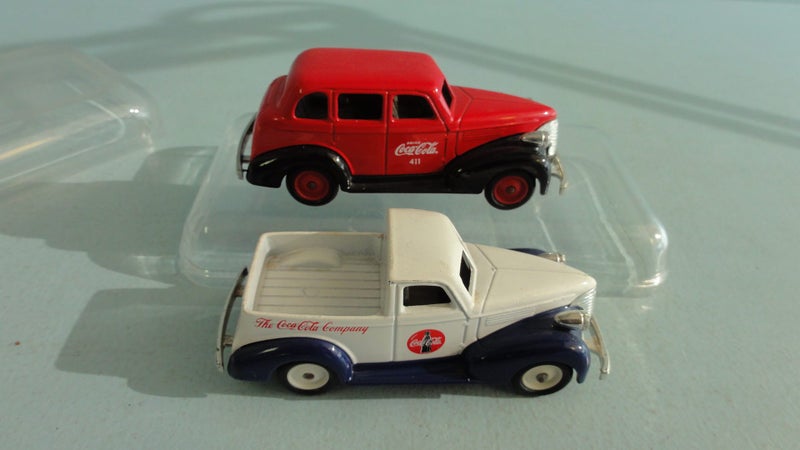 COCA-COLA 1939 Chevrolet Car & Pick-Up Truck (2) Carousel 2