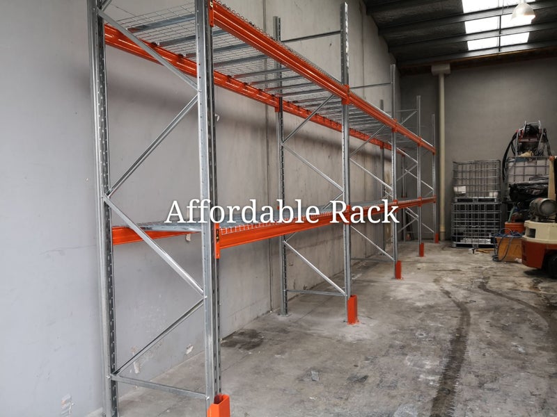 Pallet racking upright protector Carousel 2