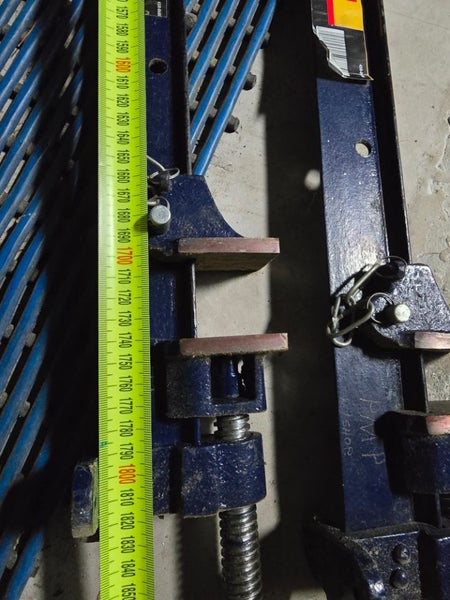 Sash clamps Carousel 2