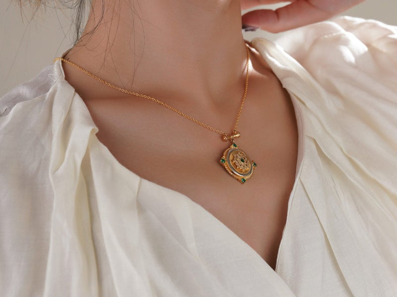 Italian Handmade Brushed Necklace. Palace Style High-End Jewelry Carousel 2