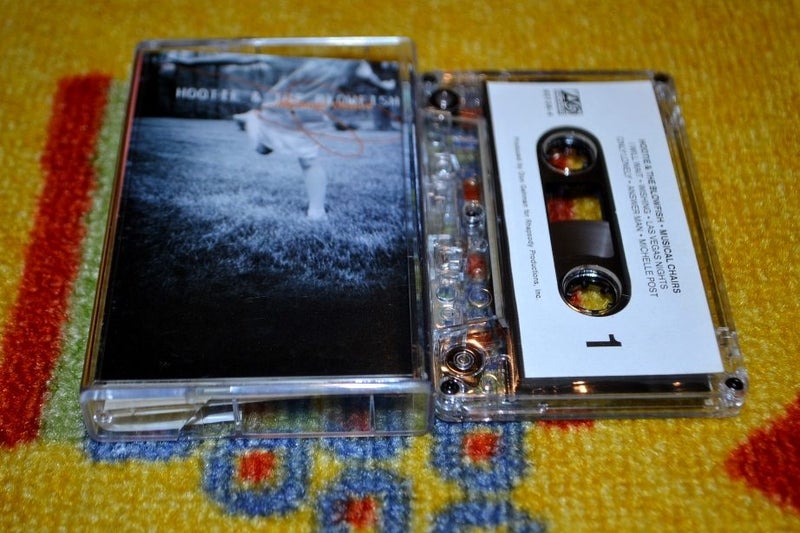 HOOTIE & THE BLOWFISH Musical Chairs CASSETTE TAPE Carousel 2