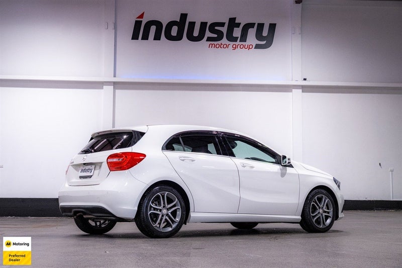 2015 Mercedes-Benz A 180 Style Plus62863272270723111