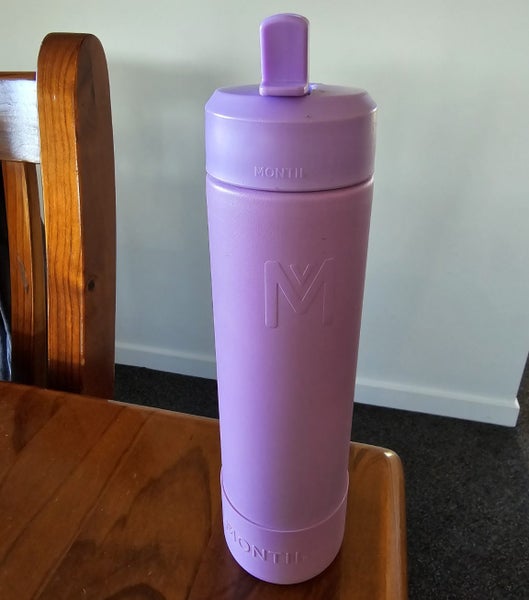 Montii co Fusion 700ml Drink Bottle, Sipper Straw Lid and Bumper - Purple/Lillac Carousel 1