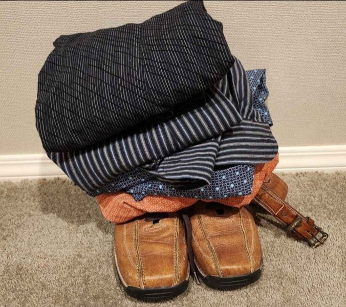 MENS BULK LOT OF DRESS SHIRTS AND SHOES Carousel 1