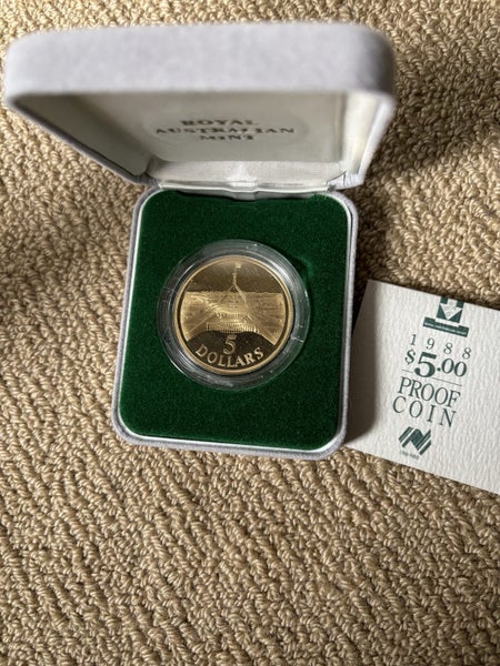 1988 $5.00 Australian Parliament House Carousel 1