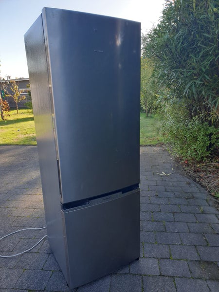 Fridge Freezer Westinghouse629366739671061112