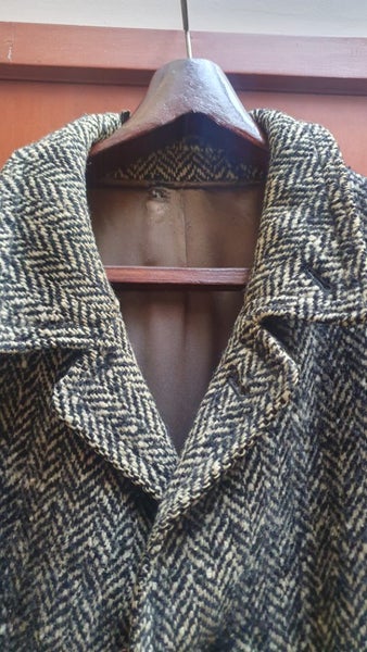 Vintage '60s - '70s Herringbone Camel Hair Coat. Exc. Cond Carousel 2