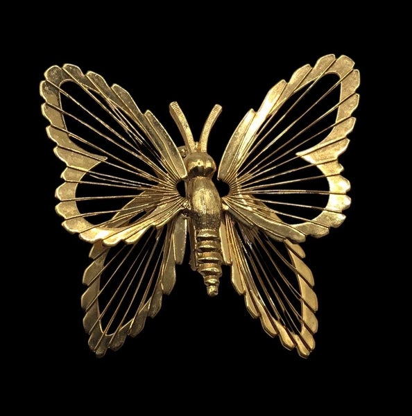 Signed ~ MONET ~ 1960s GOLD BUTTERFLY Brooch Carousel 4