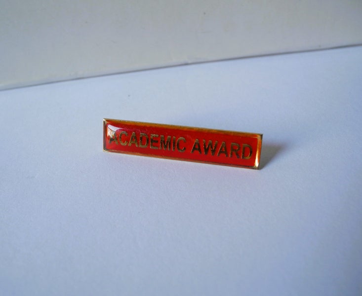 #* Retro New Zealand "Academic Award" School Badge *# Carousel 1