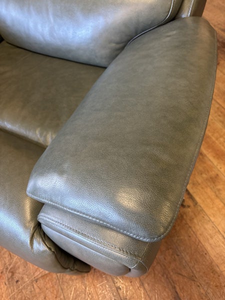 La-Z-Boy Neilson Leather Power Recliner Carousel 20
