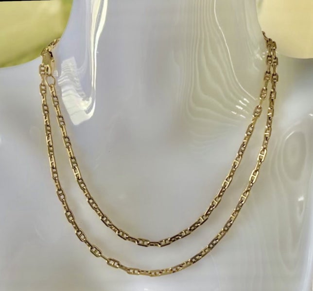 14ct yellow gold chain. Carousel 2
