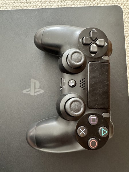 Ps4 slim 1tb Carousel 3