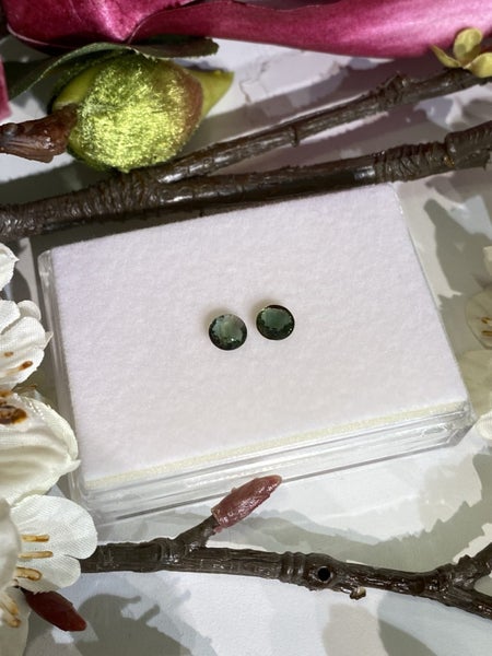 $1 RES ~ Buy Now $2400 * 0.97ct Teal Sapphire Pair - Unheated Carousel 5