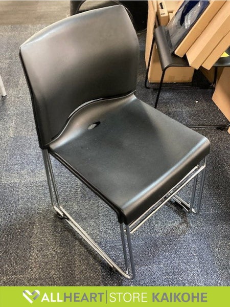 Black Plastic Chair Carousel 1