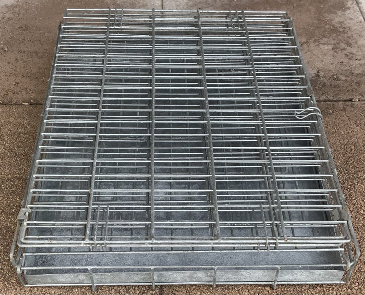 Pet Cage Carousel 1